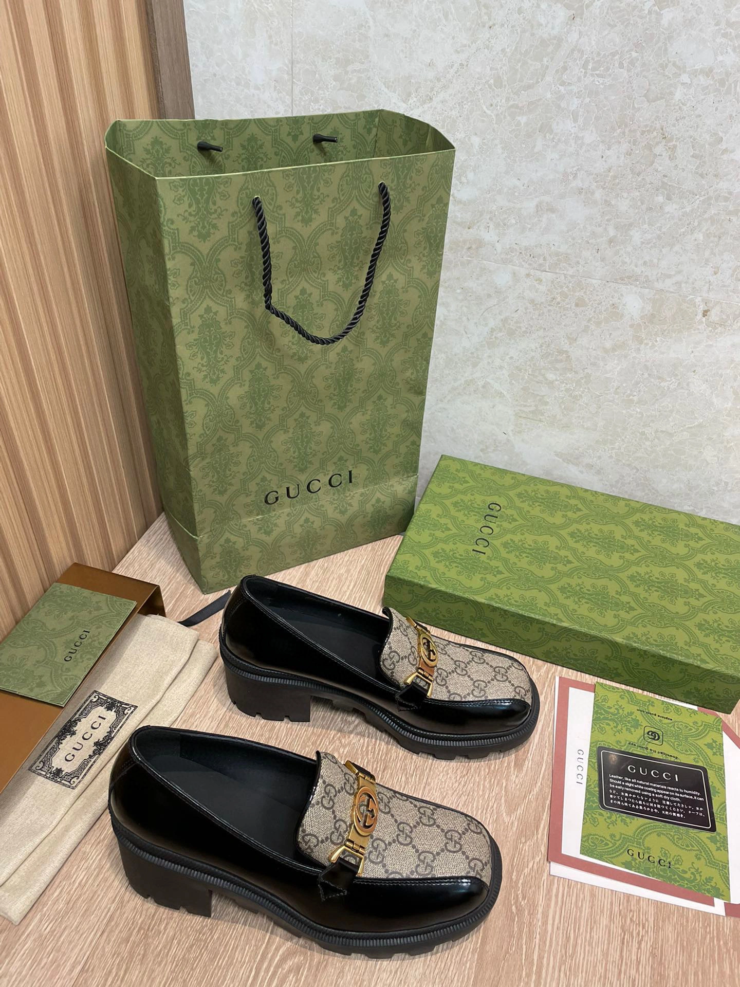 coco- heel height ：5.5cm， Calfskin item:B-X158J2316
